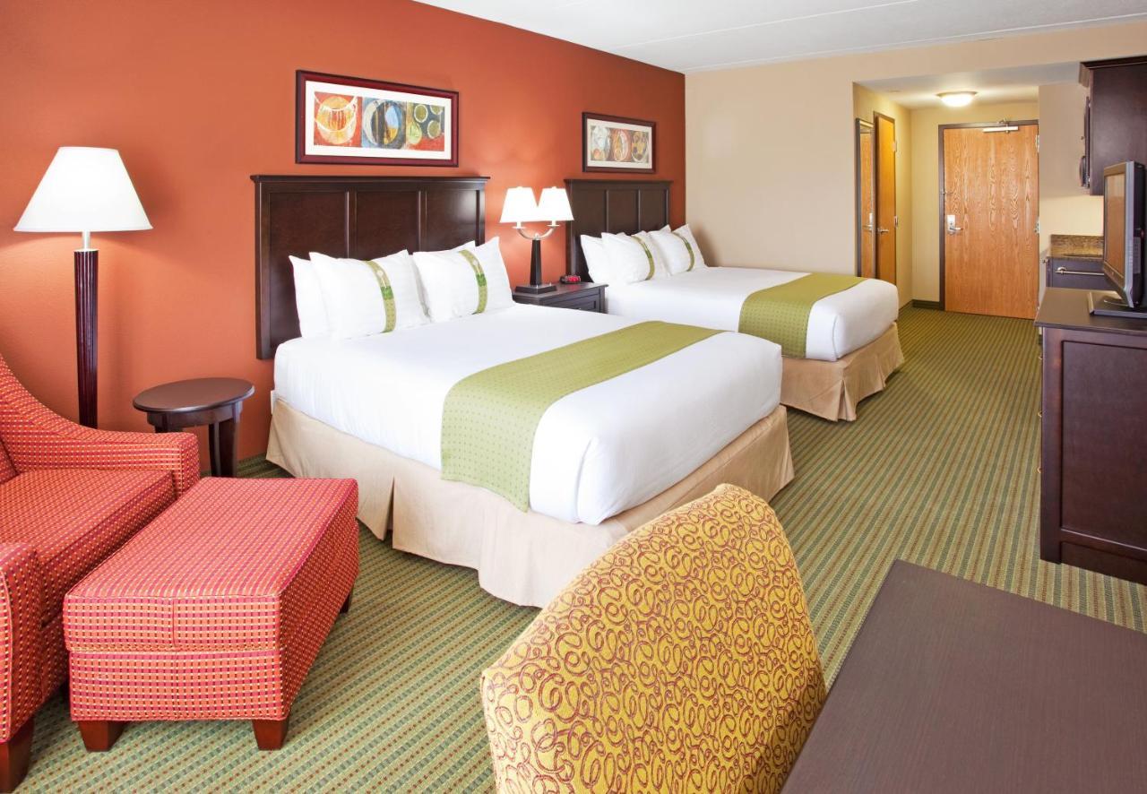Holiday Inn Midland By Ihg Екстер'єр фото