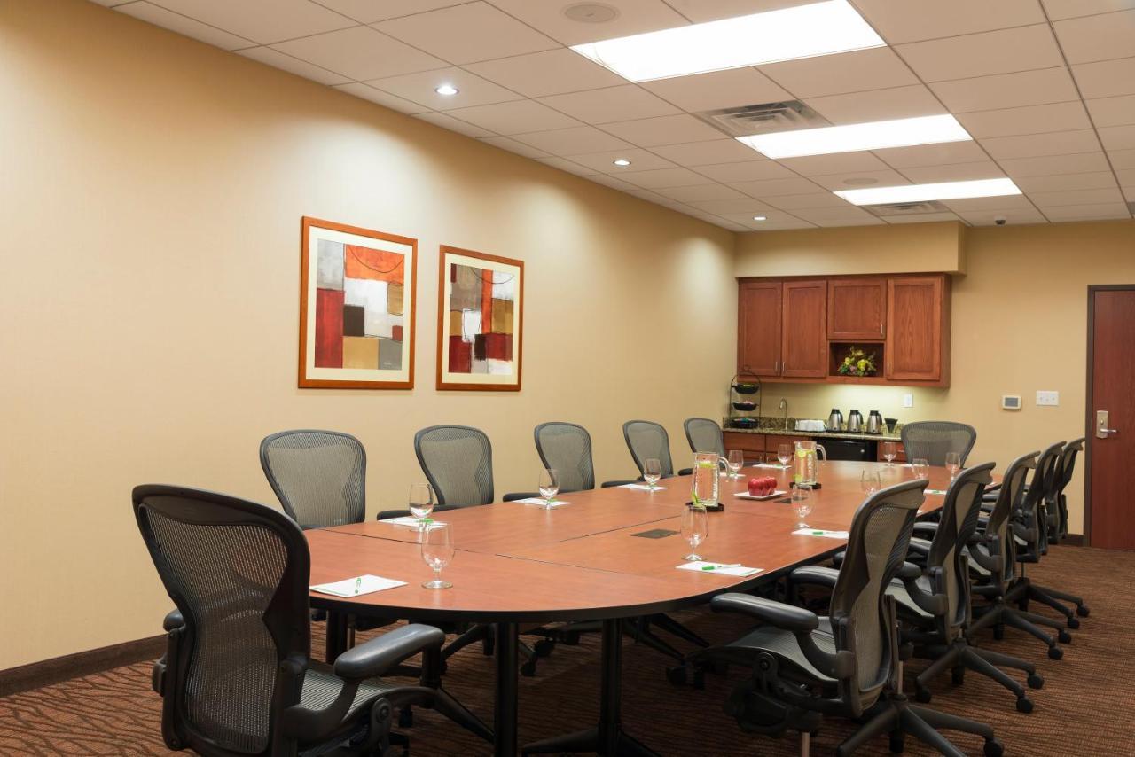 Holiday Inn Midland By Ihg Екстер'єр фото
