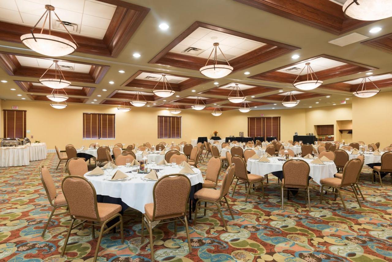 Holiday Inn Midland By Ihg Екстер'єр фото